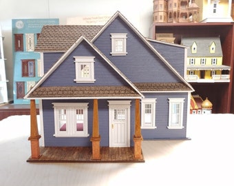 1:24 Dollhouse Miniature Craftsman Cottage KIT, Half Inch Scale