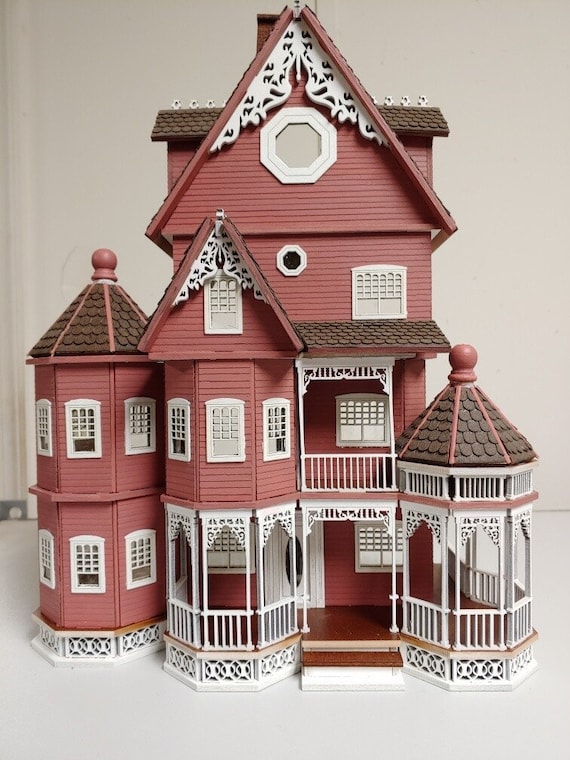 1:24 Ashley Abigail, A Victorian Wooden Dollhouse KIT, Half Scale