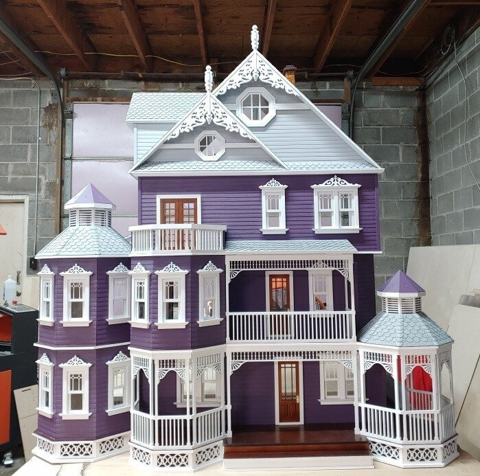 1:24 Ashley Abigail A Victorian Wooden Dollhouse KIT Half 
