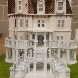 1:48 The Phillips&#39; Estate Wooden Dollhouse KIT,  Quarter Inch Scale