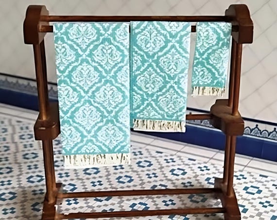 1:12 Dollhouse Miniature Bathroom Towels Kit, Dollhouse DIY, Ankara Blue, Scale One Inch