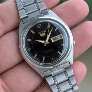 Vintage Seiko 5 Automatic 21 jewels black Dial Watch from Japan