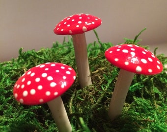 Fairy garden accessories miniatures set of 3 red  fairy garden mushrooms miniature terrarium toadstool pixie or gnome woodland accessories