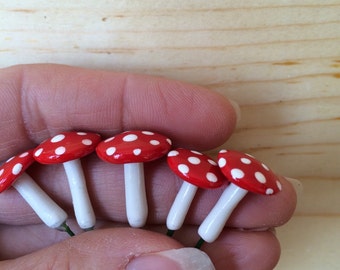 1/2" TO 3/4" 5 miniature mushrooms red flat topped toadstools terrarium accessories accents fairy garden miniature garden miniature woodland