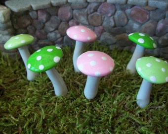 Free Shipping HIGH Quality  miniature set of 6 fairy garden miniature mushrooms baby pink/green terrarium accessories toadstools gnome