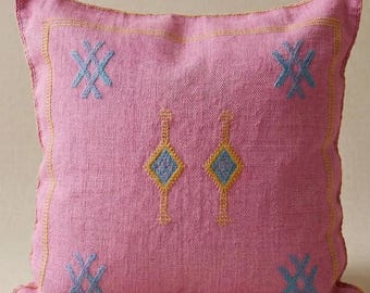 Pink Moroccan Silk Pillow Cover, Handmade Berber Cushion, Fuchsia Boho Throw Pillow, Geometric Tassel Decor