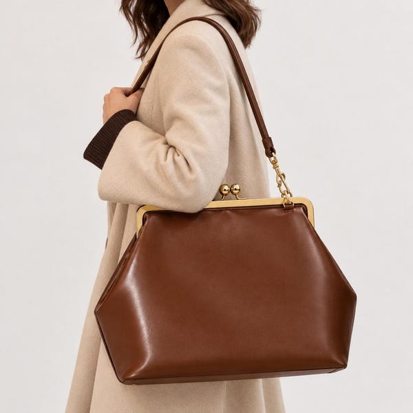 Vintage-Inspired Structured Shoulder Bag: Kiss Lock Frame, Polyester Exterior, Everyday Elegance