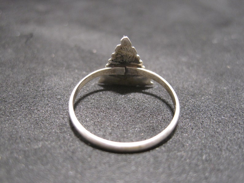 Vintage Southwestern Sterling Silver Turquoise Triangle Ring