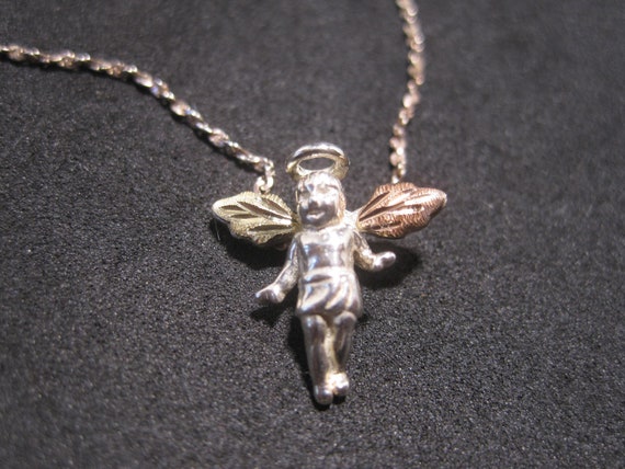 Jewelry Trends Sterling Silver Filigree Love Angel Pendant Necklace 18