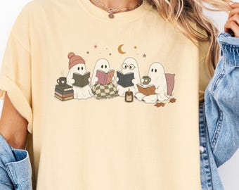 Comfort Colors® Ghost Book Club Halloween Shirt, gemütliches Lesegeister-Grafik-T-Shirt, Bücherwurm Herbst-T-Shirt Geschenk