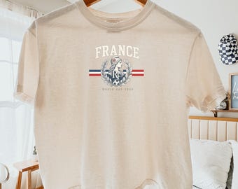 Comfort Colors® 3023 France Crop Top, World Cup 2026 Cropped Tee for Women, Vintage Collegiate Soccer T-Shirt Gift