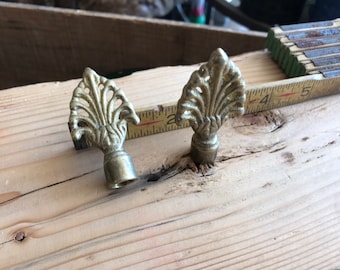 Pair of Vintage Cast Brass Lamp Finials Floral Lamp Parts Custom Lighting Unfinished