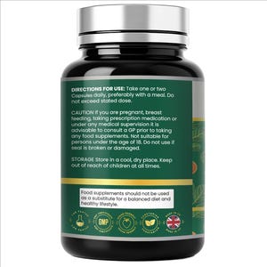 Peut inclure: Une bouteille noire avec un bouchon argent&eacute; contenant des compl&eacute;ments alimentaires. L'&eacute;tiquette indique les instructions d'utilisation, les avertissements et le stockage. Logos : certification GMP et drapeau britannique.
