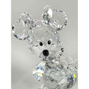 Figura de cristal descatalogada de Minnie Mouse de Swarovski Disney Showcase, número 687436, en caja original y con certificado de autenticidad. imagen 5