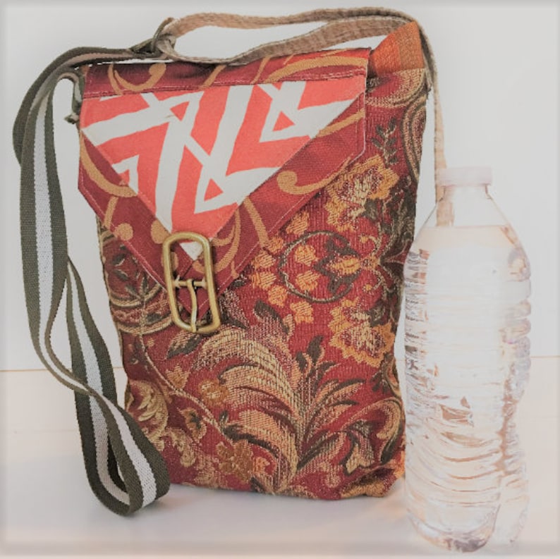 Clear Vegan Pouch Crossbody main image 1