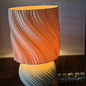 3D gedruckte Wave-Lampe - Parametrisches Design, Japandi Umgebungsbeleuchtung, PLA Home Decor