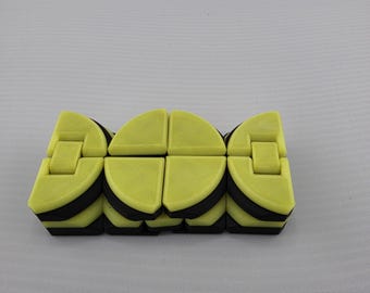 Cubo plegable geométrico Infinity Bee Fidget