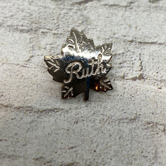 Vintage silver Woman's Name Leaf Charm - silverplate midcentury Leaf  -  old stock jewelry finding - old name pin