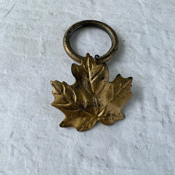 Vintage Maple leaf curtain hook or Shower curtain hook - Curtain clips - metal