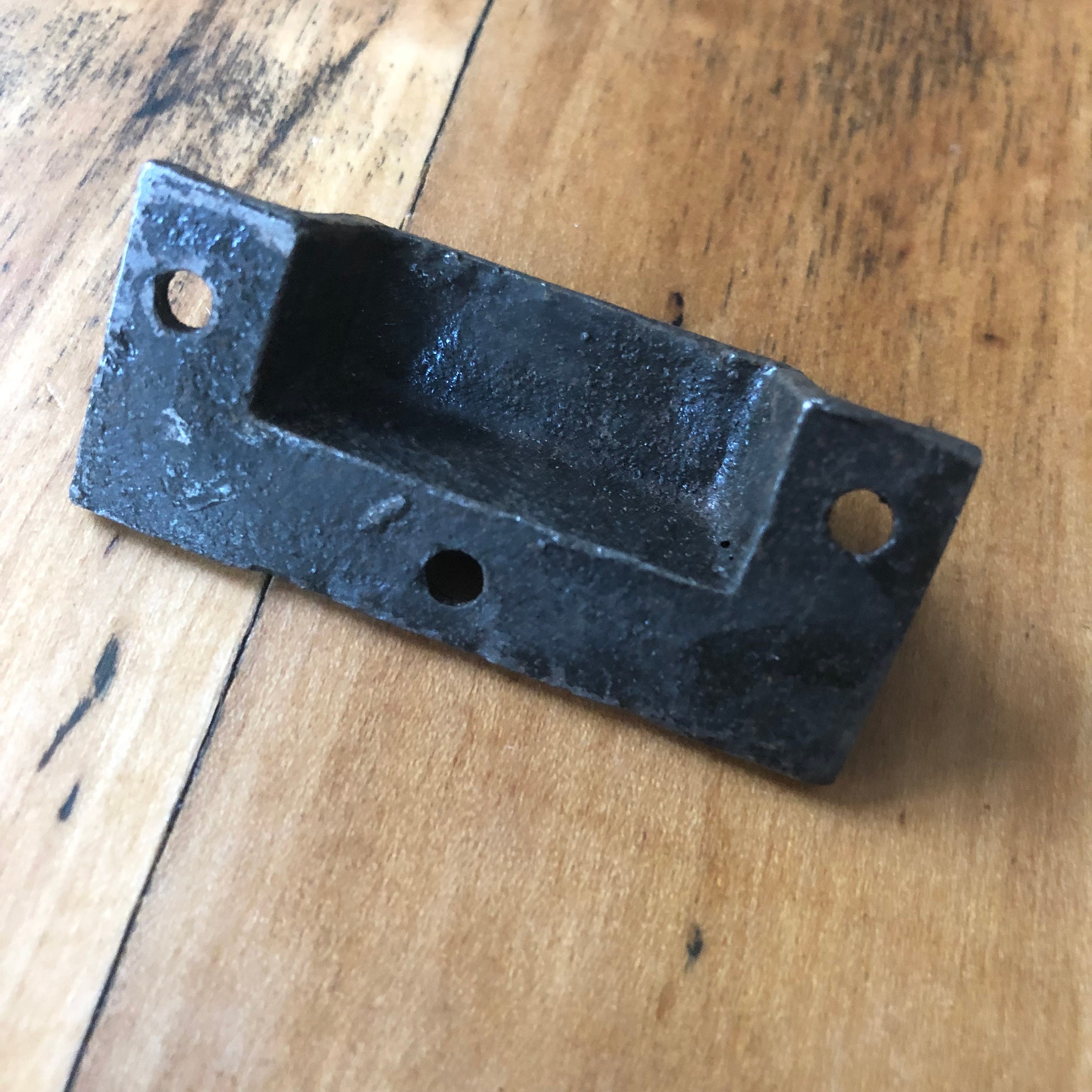 Vintage Style cast iron Drawer Pull rustic metal drawer hardware