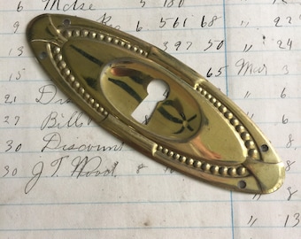 Vintage ornate escutcheon plate - keyhole - antique brass pendant charm