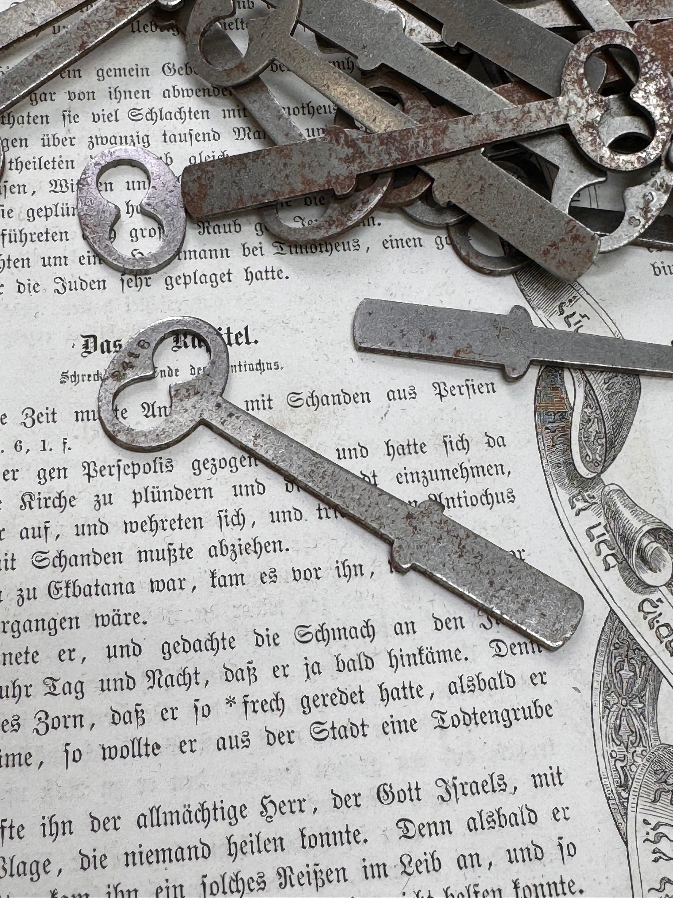 Flat Skeleton Key Set of 3, Safe Deposit Box Bank Vault