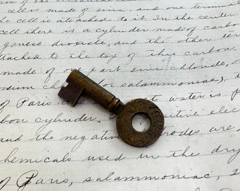 Small Antique Skeleton key - vintage skeleton key - vintage hollow barrel key charm - little old key – steampunk key rustic skeleton key