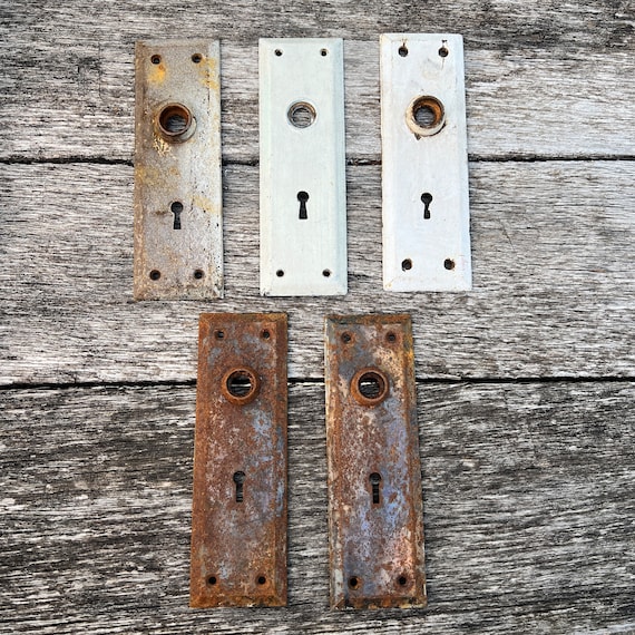 Vintage door plate - keyhole - escutcheon plate - doorbell- door knob - metal
