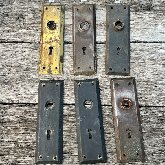Vintage door plate - keyhole - escutcheon plate - doorbell- door knob - metal