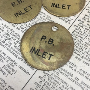 Antique Numbered Round Silver Metal Tags Forest City Vintage Survey Markers  Tool Tags Steampunk Tag 