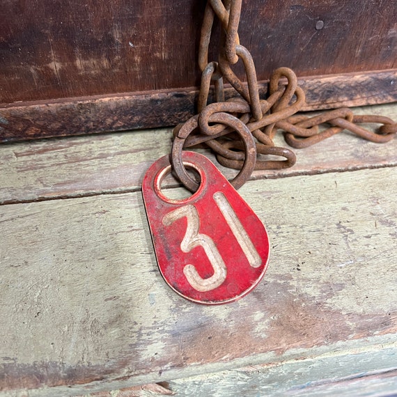 Vintage plastic cow tag on a chain – number 31  -antique plastic livestock ID tag – plastic bull tag – cattle tag – industrial number -