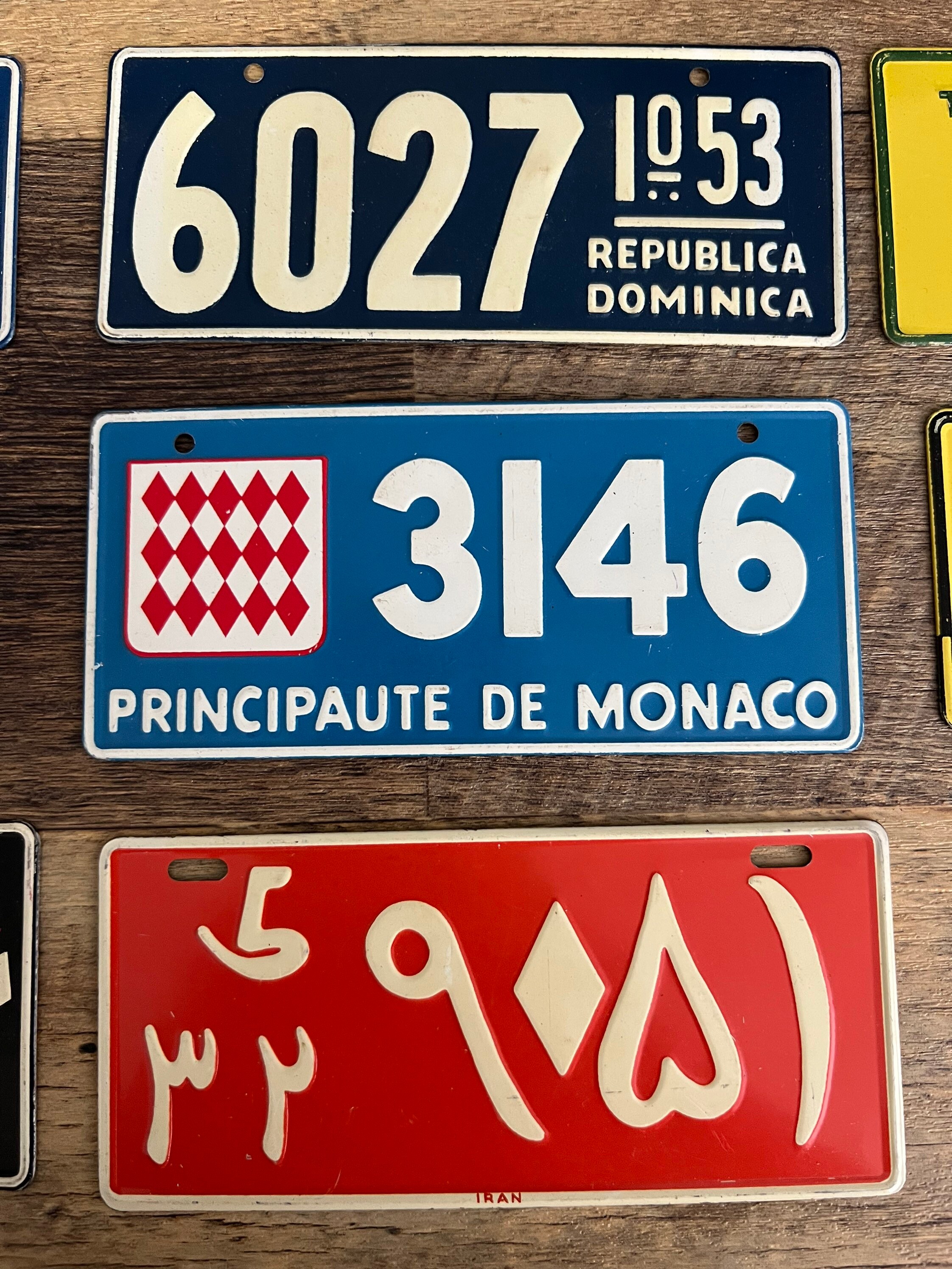 Plaques d'immatriculation de vélo vintage 1981 - Choisissez votre état - Plaque de vélo - Prix d'une boîte de céréales - Plaque de 5 pouces - Plaques en relief - Mini plaque