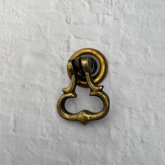 Vintage brass drawer pull -  door pull - antique drawer pull - Made In NZ brass drawer handle - brass