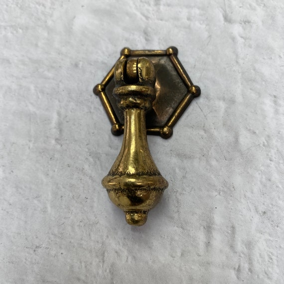 Vintage brass drawer pull -  door pull - antique drawer pull - Made In NZ brass drawer handle - brass