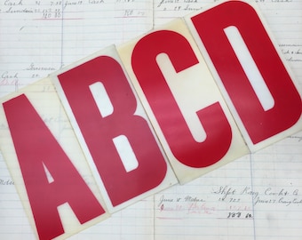 Alfabeto de letras de plástico rojo A-Z – letra flexible - su elección - letra de marquesina roja - letra de signo rojo - signo de plástico recuperado - plástico pequeño