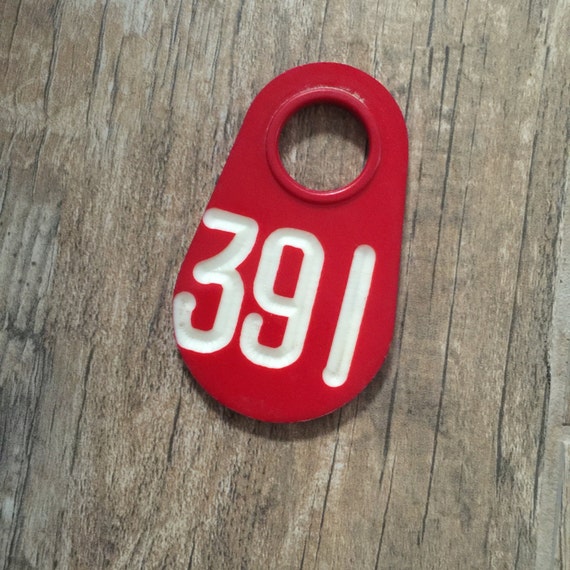 Vintage plastic cow tag – Red number 391 -antique… - image 1