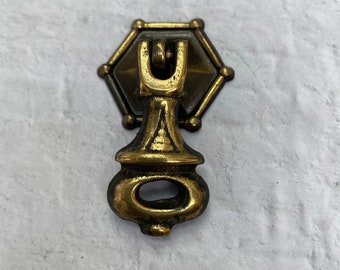 Vintage brass drawer pull -  door pull - antique drawer pull - Made In NZ brass drawer handle - brass