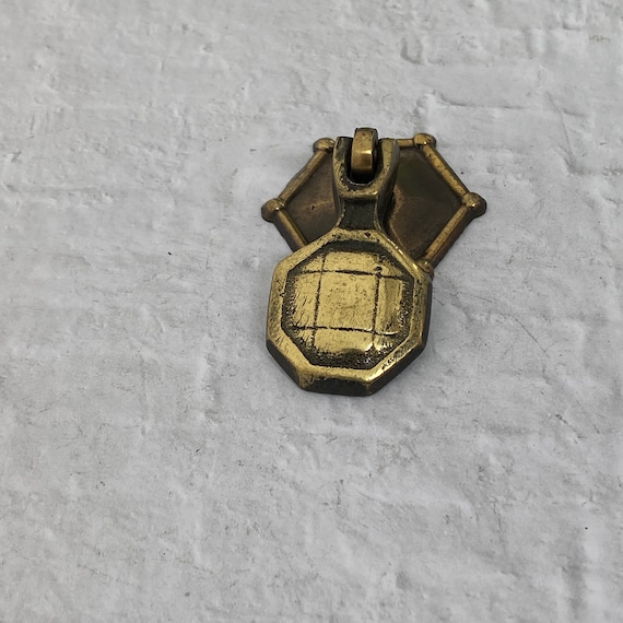 Vintage brass drawer pull -  door pull - antique drawer pull - Made In NZ brass drawer handle - brass