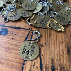 Vintage numbered round brass tool tag with chain - ONE vintage tool tags - tool tags - steampunk brass tag - round brass tag