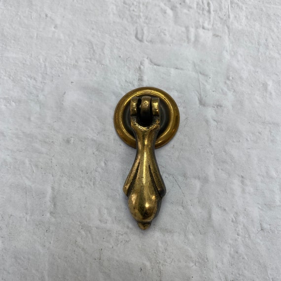 Vintage brass drawer pull -  door pull - antique drawer pull - Made In NZ brass drawer handle - brass