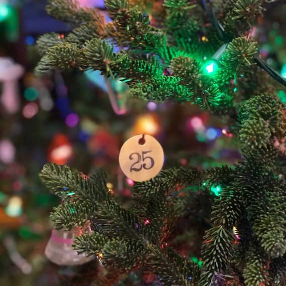 Christmas 1-25 Wooden Advent Calendar Gift Tags Number Gift Tags Party  Countdown Tags Christmas Decoration - AliExpress