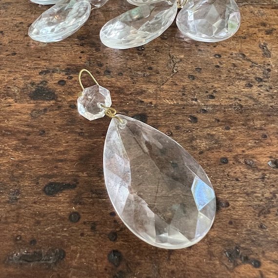 Antique teardrop chandelier crystal pendants - Lg multi facet vintage cut glass - necklace charm - jewelery finding - vintage supply