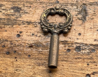 Brass Antique lamp switch key - vintage key - vintage  barrel key charm - little old key – steampunk key rustic key