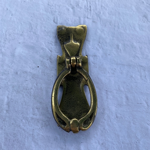 Vintage brass drawer pull -  with keyhole -door pull - antique drawer pull - Made In NZ brass drawer handle - brass