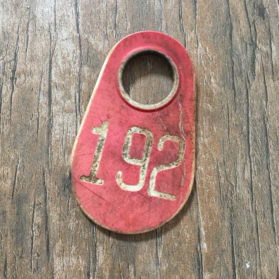 Vintage plastic cow tag – red number 192 -antique plastic livestock ID tag – plastic bull tag – cattle tag – industrial number