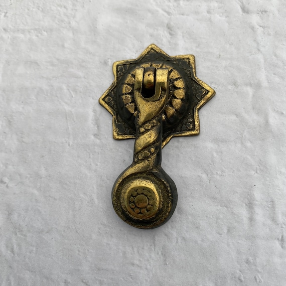 Vintage brass drawer pull -  door pull - antique drawer pull - Made In NZ brass drawer handle - brass
