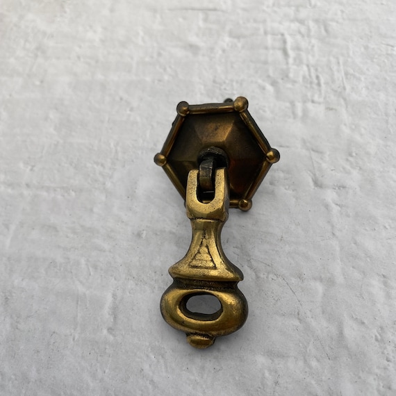 Vintage brass drawer pull -  door pull - antique drawer pull - Made In NZ brass drawer handle - brass
