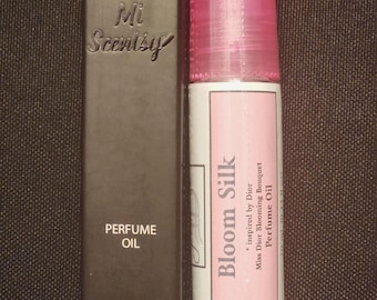 Aceite perfumado Bloom Silk / Inspirado en un ramo de flores / Fragancia femenina / Roll-on de 10 ml