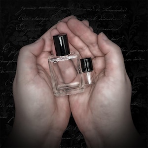 Cthulhu Perfume Oil: Aquatic Moss Scent, Lovecraft Horror, image 5