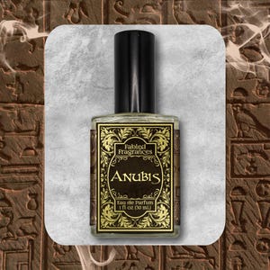 Ägyptische Mythologie Eau de Parfum Spray, ANUBIS, Bernsteinharz und dunkler Patchouli-Duft, veganes Duftgeschenk, TAT 3-5 Geschäftstage